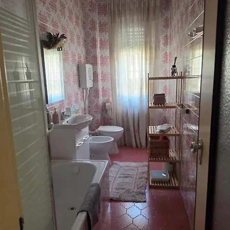 Casa Lerici, Curato E Tranquillo Indipendente Apartment Brescia