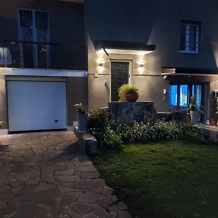 Casa Lerici, Curato E Tranquillo Indipendente Apartment Brescia